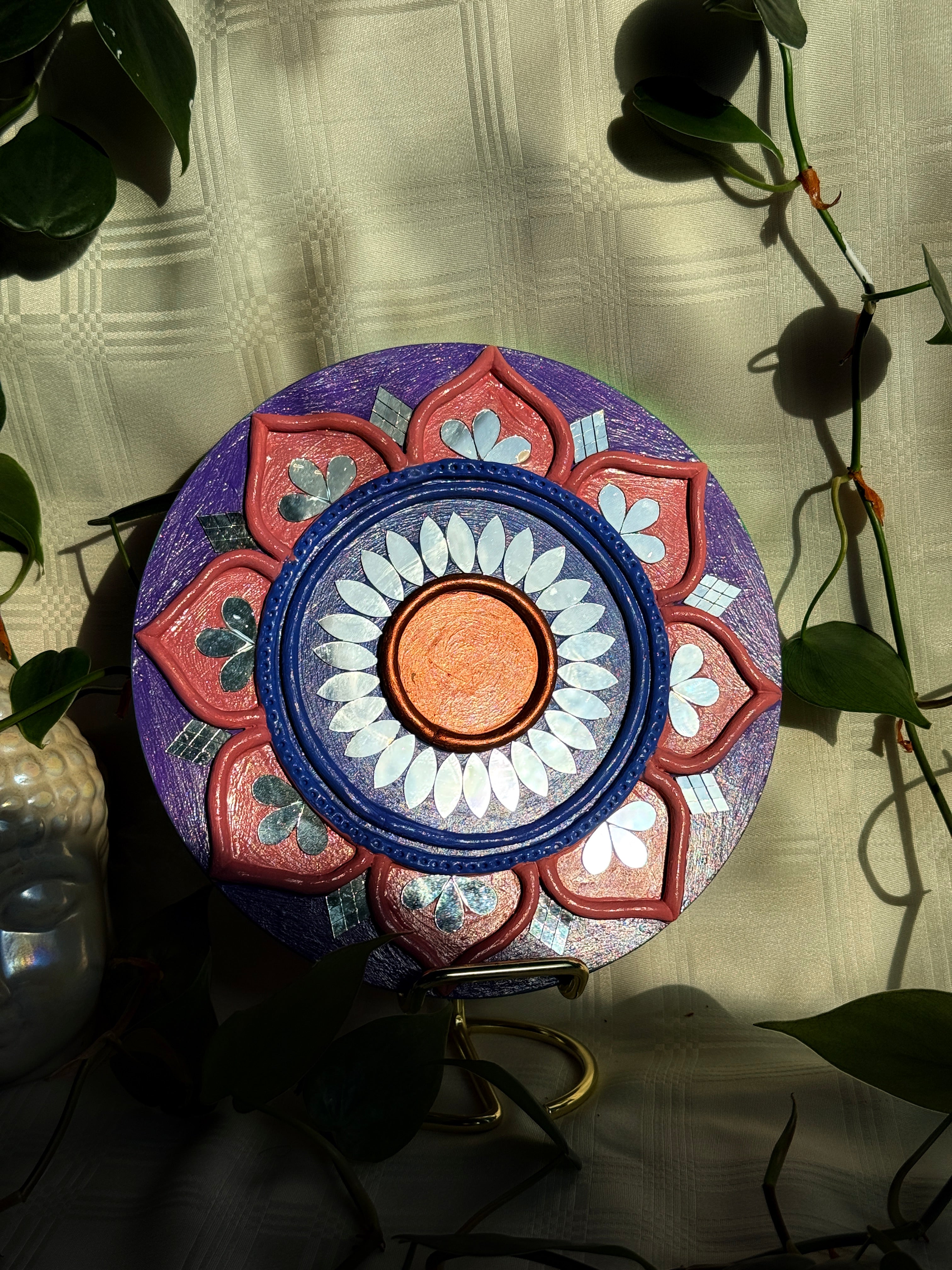 “Tealight holder”