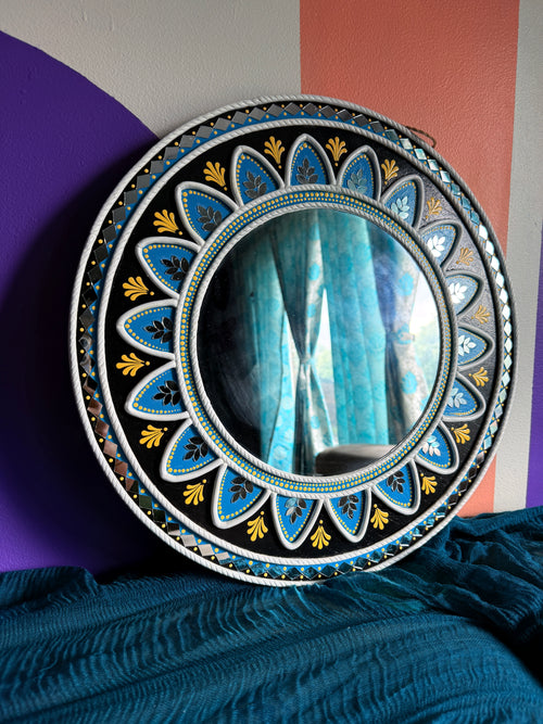 Blue bloom mirror