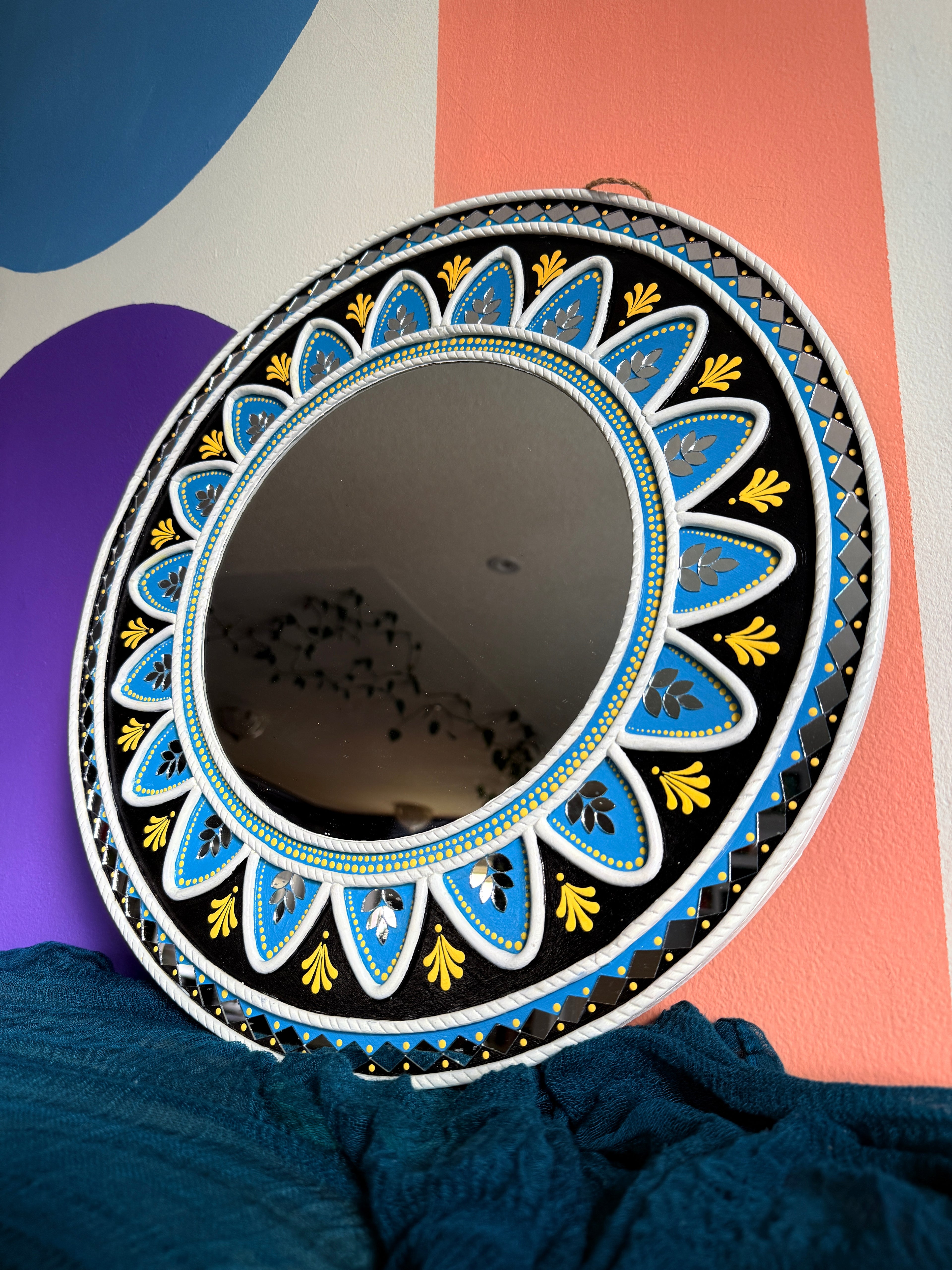 Blue bloom mirror