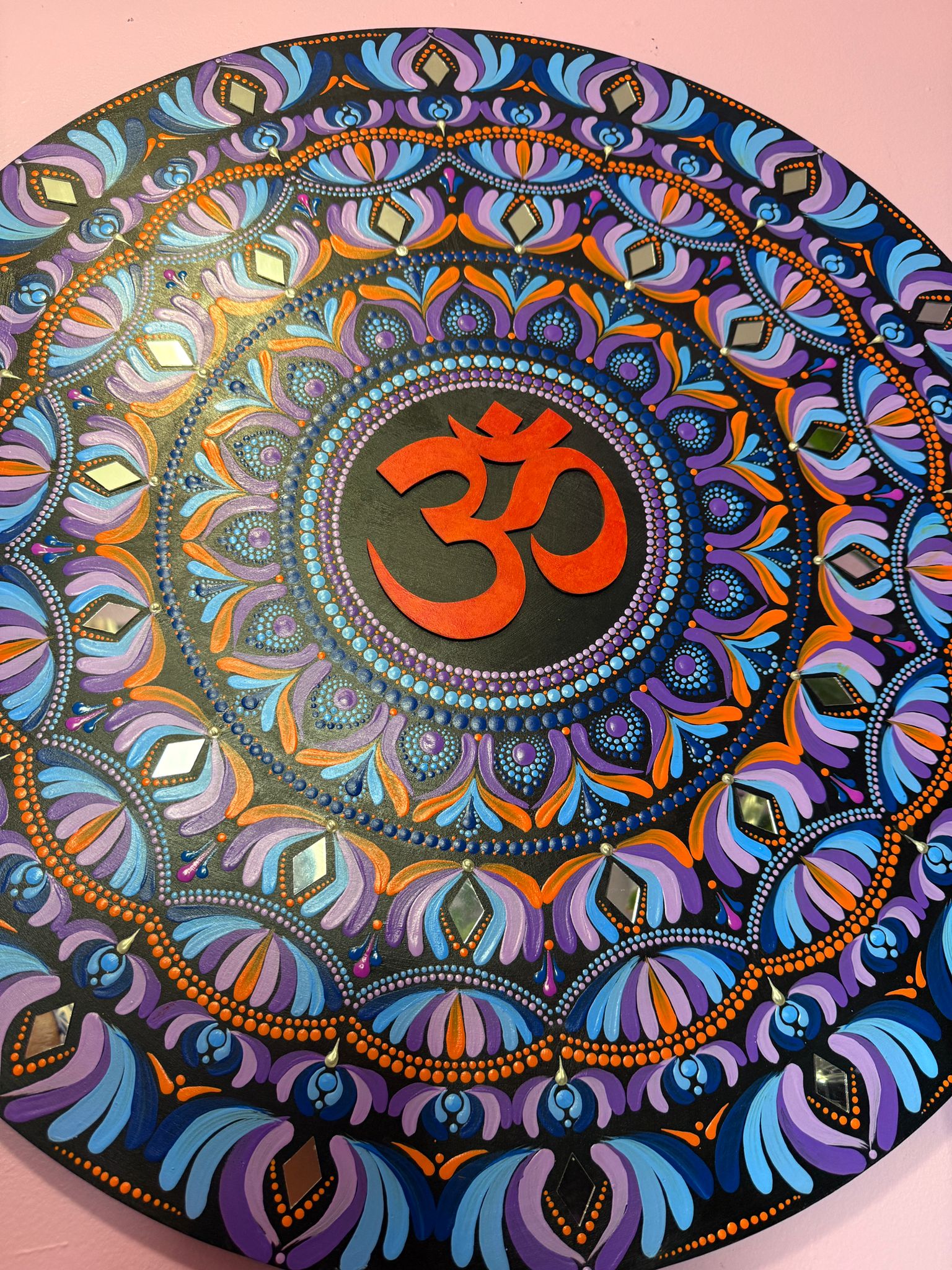 Cosmic om