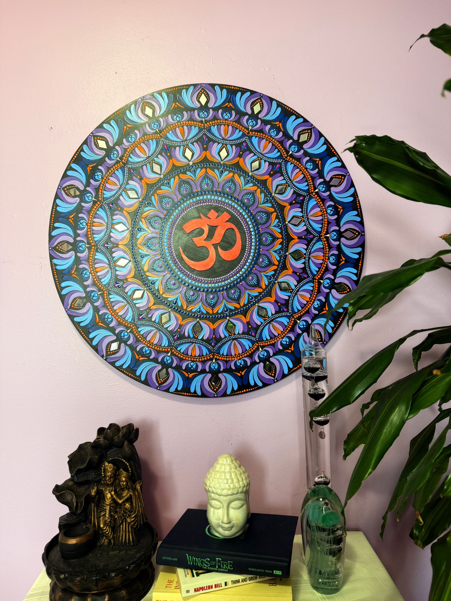 Cosmic om